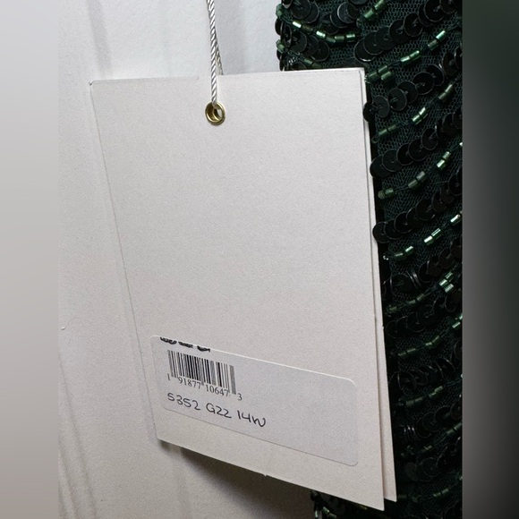 NWT Mac Duggal Cap 5441 Sleeve Sequined Evening Gown in Forest Green Size 14W - Picture 8 of 11